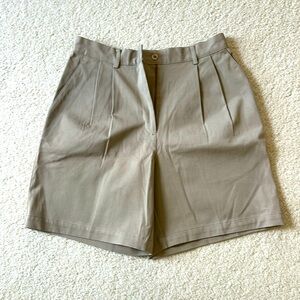 NIKE women short pants